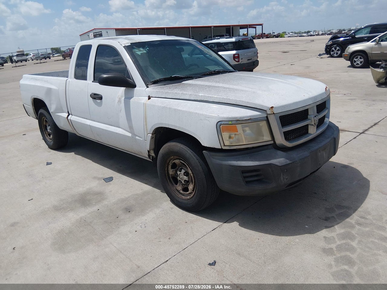 1D7HE22K28S****** · 2008 DODGE DAKOTA ST
