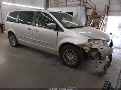 2A4RR6DG8BR****** · 2011 CHRYSLER TOWN &amp; COUNTRY LIMITED