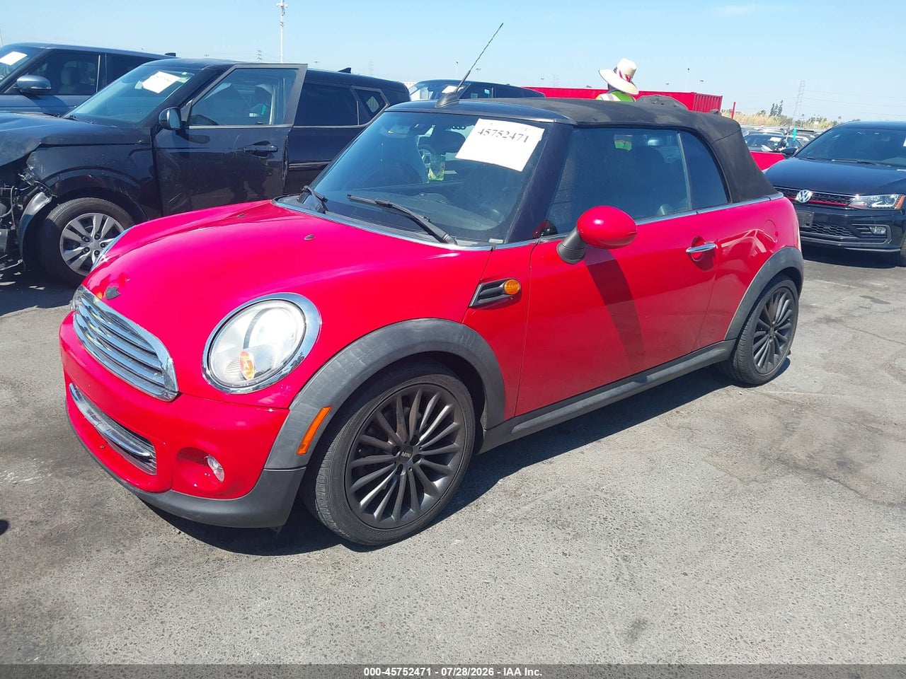 2015 MINI CONVERTIBLE COOPER · 2/11