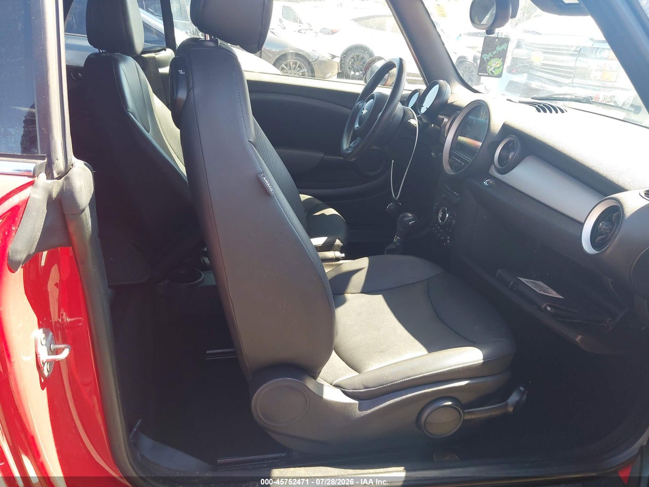 2015 MINI CONVERTIBLE COOPER · 5/11