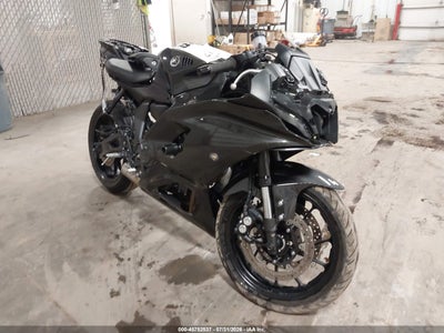JYARM38E2RA****** · 2024 YAMAHA YZFR7