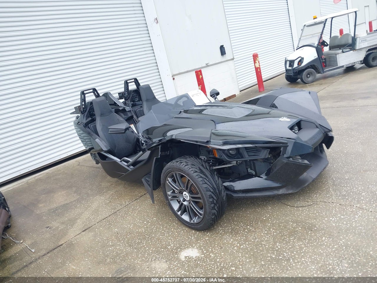 57XAASFA2J8****** · 2018 POLARIS SLINGSHOT