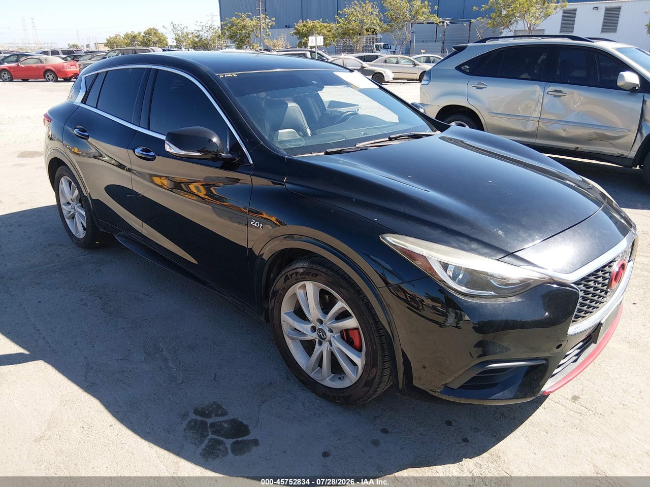 2018 INFINITI QX30 LUXURY