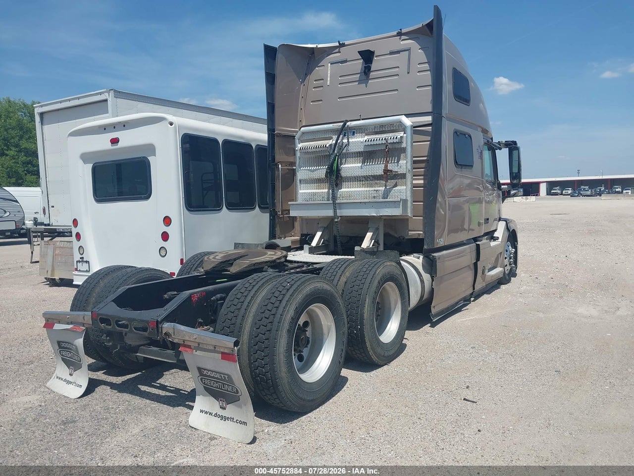 2016 VOLVO VN VNL · 4/4