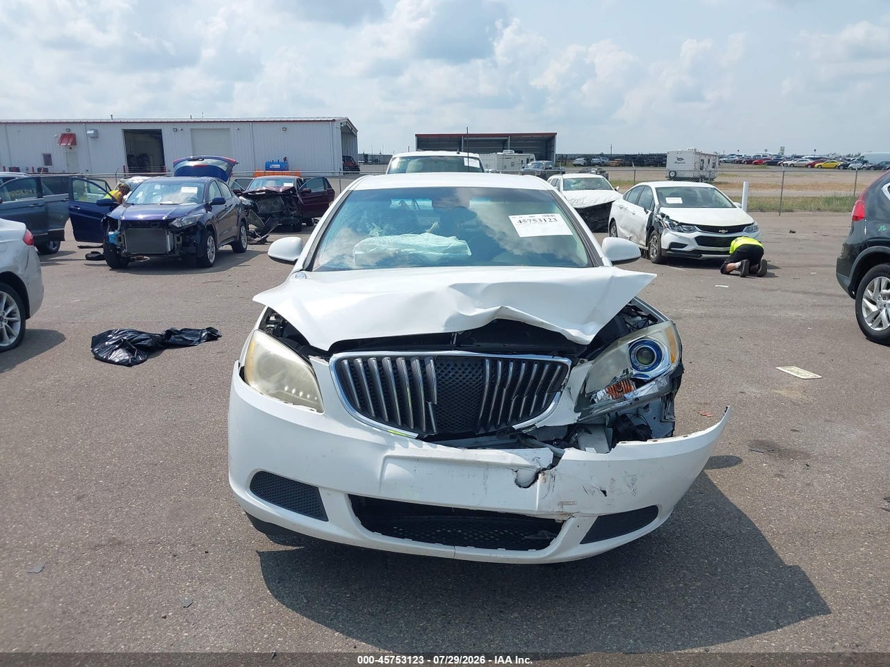 2015 BUICK VERANO · 6/11