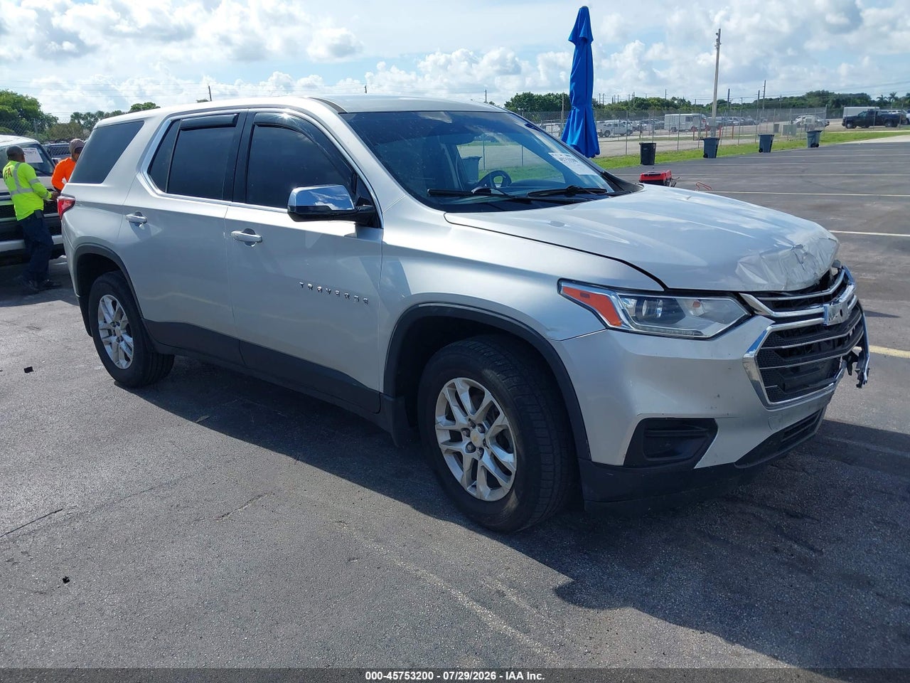 1GNERFKW3JJ****** · 2018 CHEVROLET TRAVERSE LS