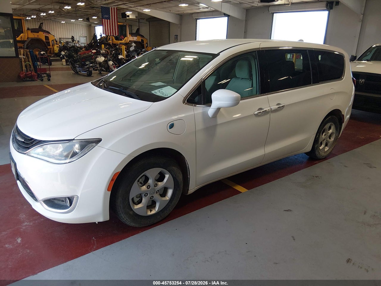 2018 CHRYSLER PACIFICA HYBRID TOURING PLUS · 2/11
