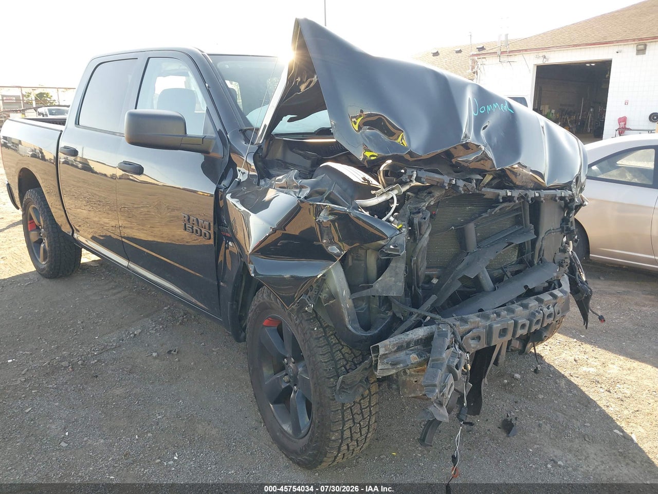 2016 RAM 1500 ST · 6/11