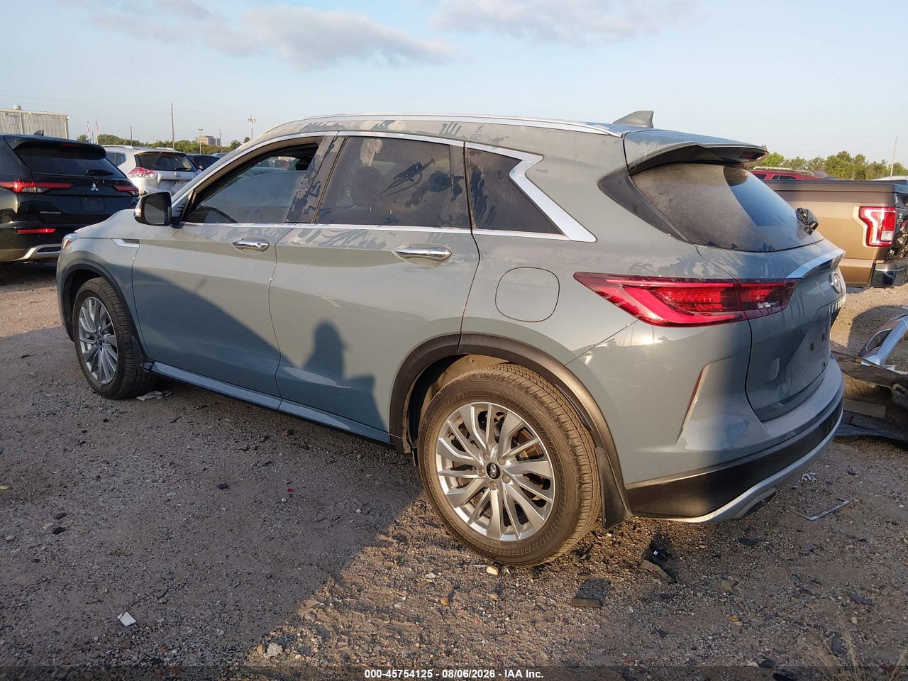 2023 INFINITI QX50 LUXE · 3/11