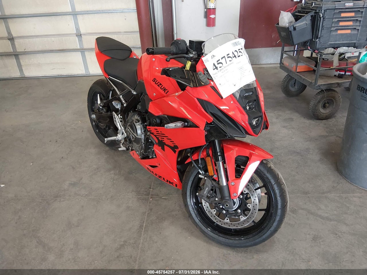 JS1EM13B2T7****** · 2026 SUZUKI GSX800 F