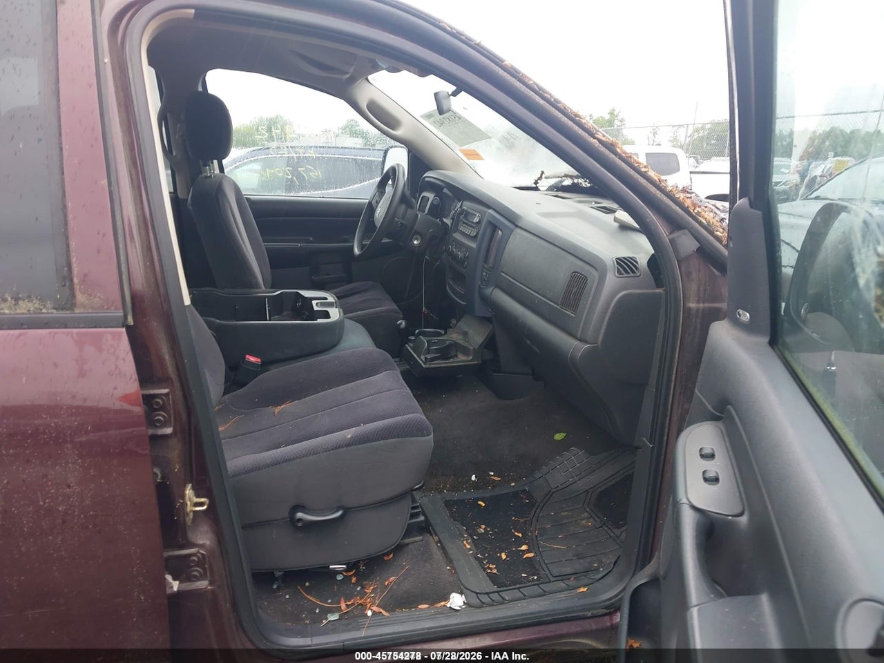 2004 DODGE RAM 1500 SLT/LARAMIE · 5/11