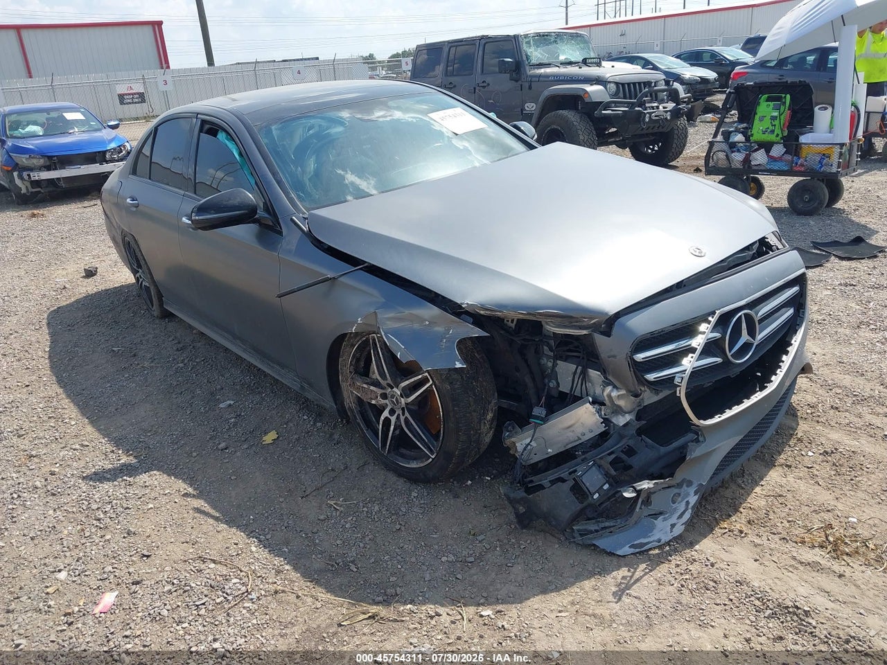 WDDZF4JB7KA****** · 2019 MERCEDES-BENZ E 300