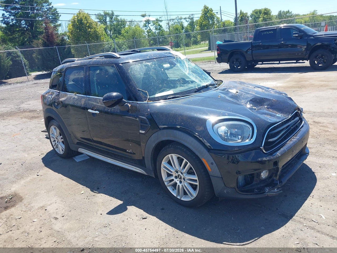 WMZYV5C30J3****** · 2018 MINI COUNTRYMAN COOPER