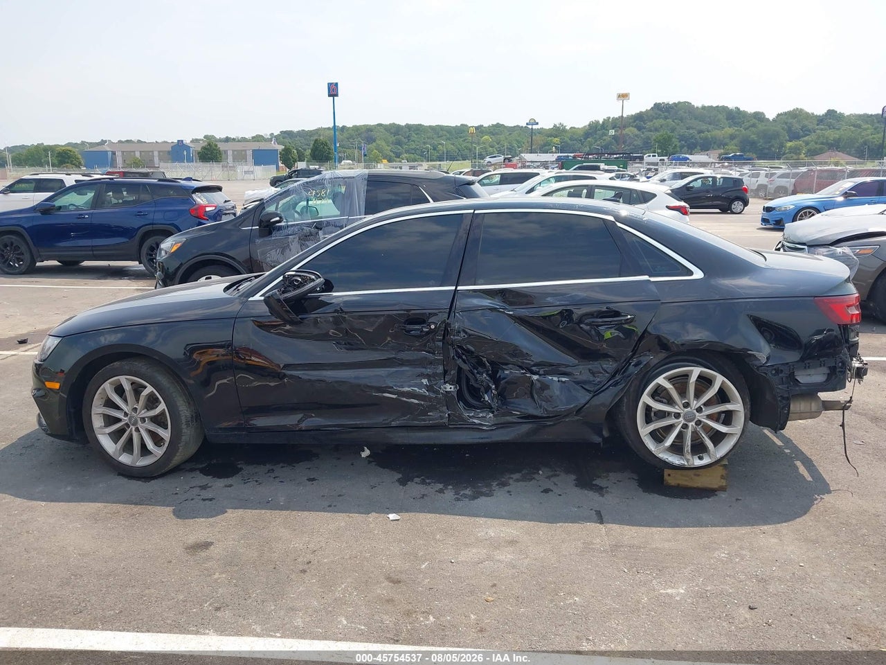 2019 AUDI A4 40 PREMIUM/40 TITANIUM PREMIUM · 6/11