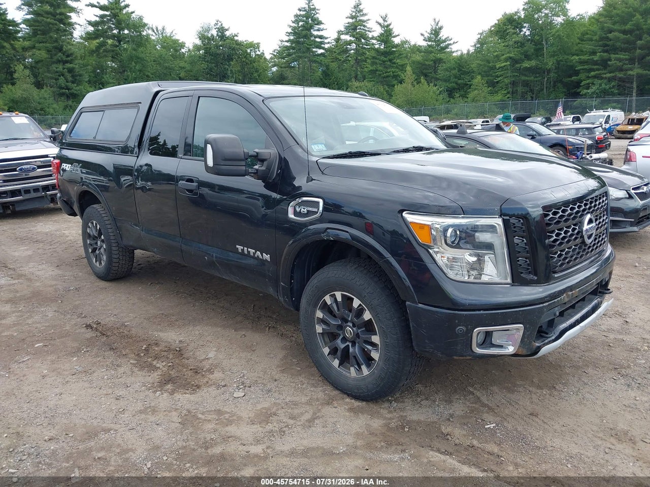 1N6AA1C54HN****** · 2017 NISSAN TITAN PRO-4X