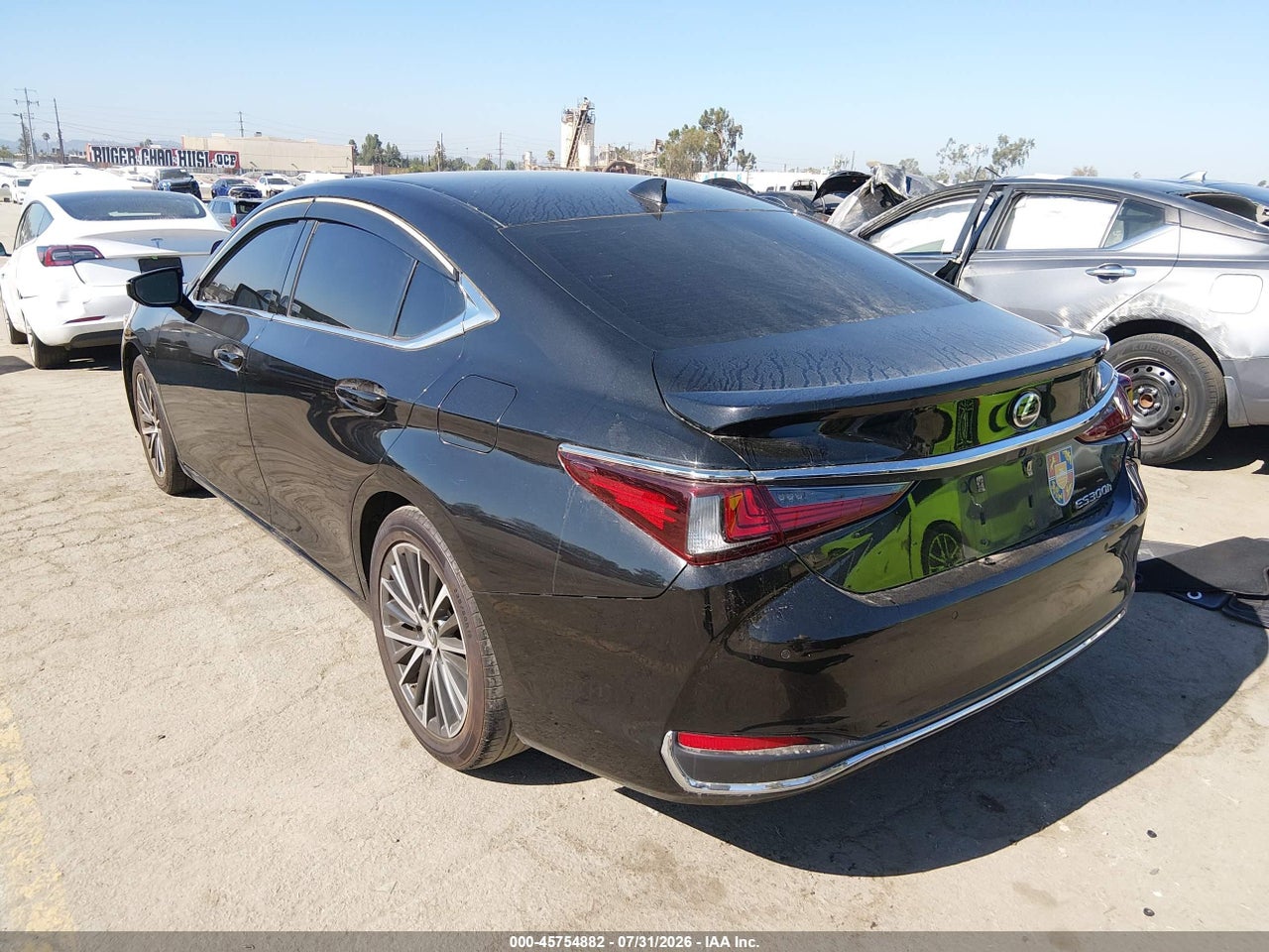 2024 LEXUS ES 300H · 3/11