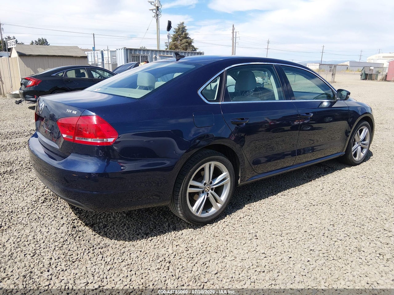 2015 VOLKSWAGEN PASSAT 2.0L TDI SE · 4/11