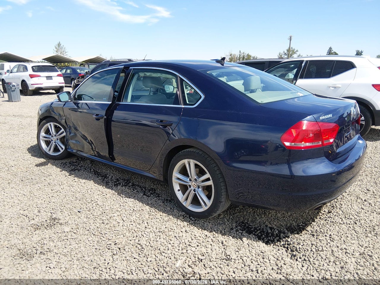 2015 VOLKSWAGEN PASSAT 2.0L TDI SE · 3/11