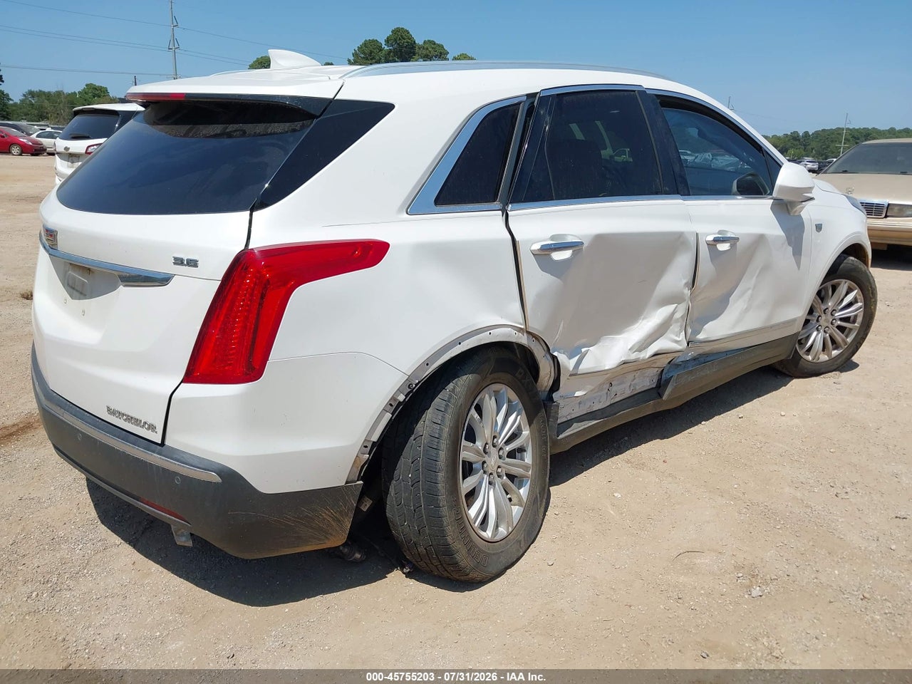 2018 CADILLAC XT5 STANDARD · 4/10