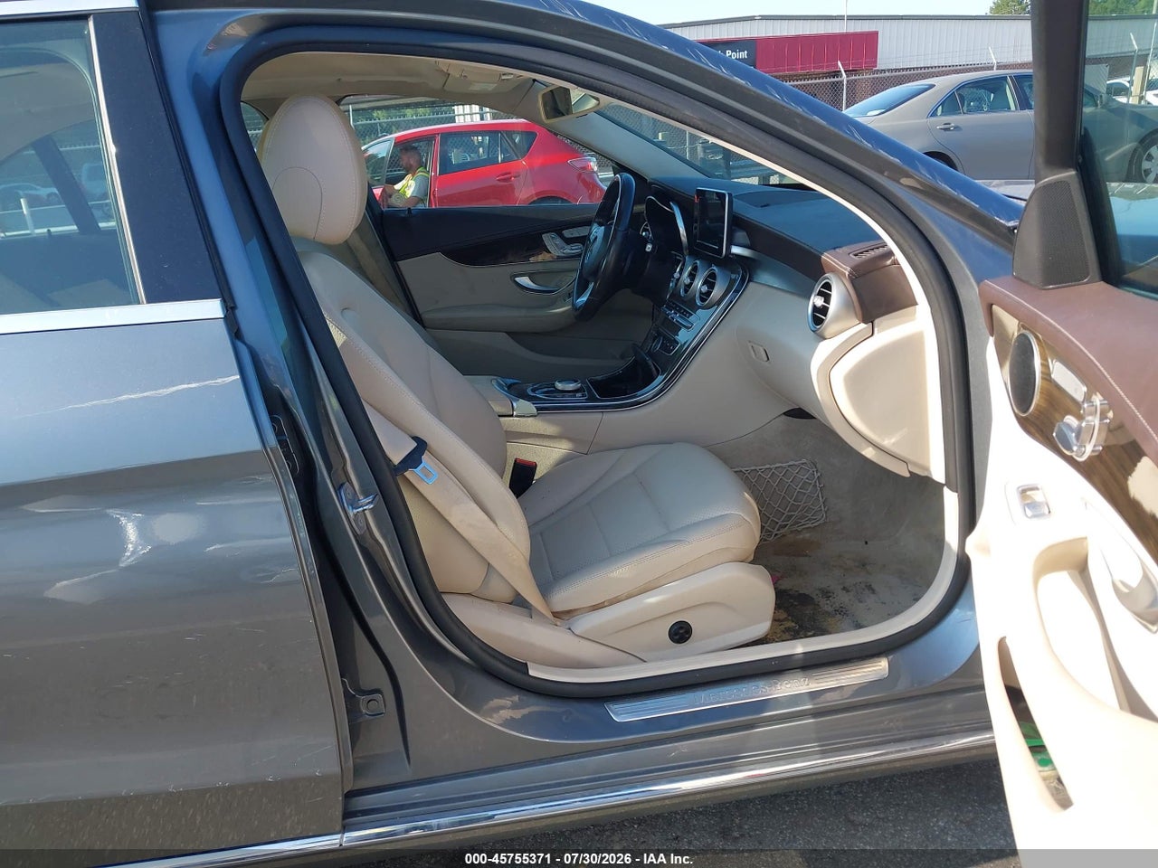 2017 MERCEDES-BENZ C 300 LUXURY · 5/11