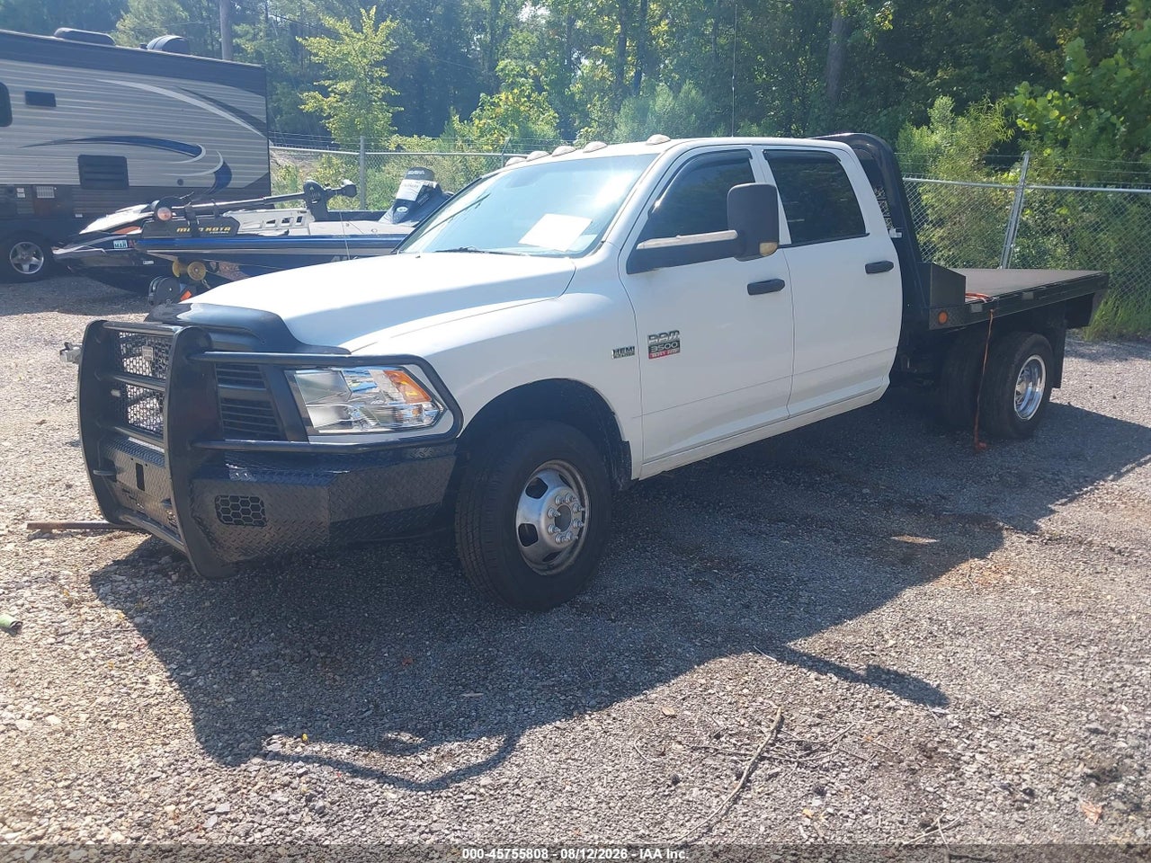 2012 RAM 3500 CHASSIS ST/SLT/LARAMIE · 2/4