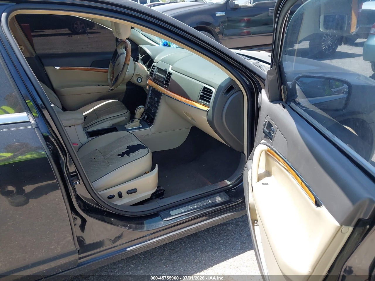 3LNHL2GC4BR****** · 2011 LINCOLN MKZ   · 5/11