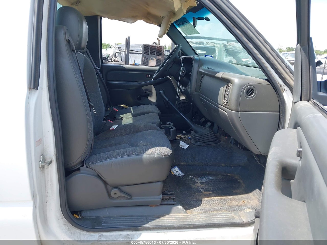 2006 GMC SIERRA 2500HD WORK TRUCK · 5/11