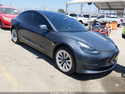 5YJ3E1EA1NF****** · 2022 TESLA MODEL 3 REAR-WHEEL DRIVE