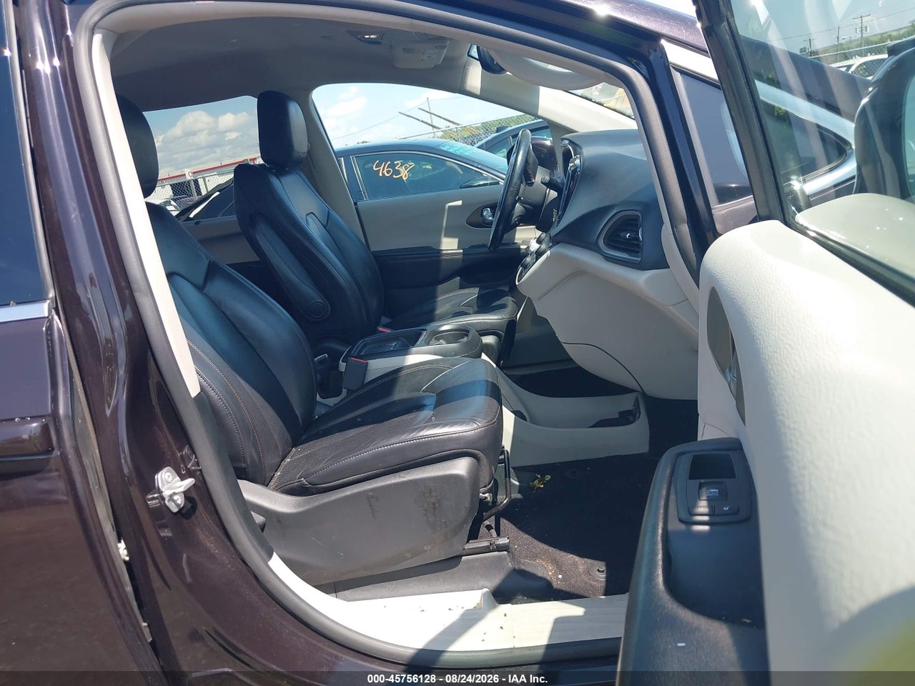2019 CHRYSLER PACIFICA TOURING L · 5/11