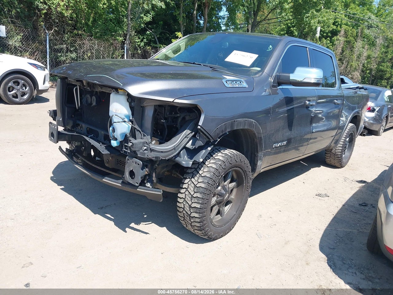2019 RAM 1500 LARAMIE · 2/11