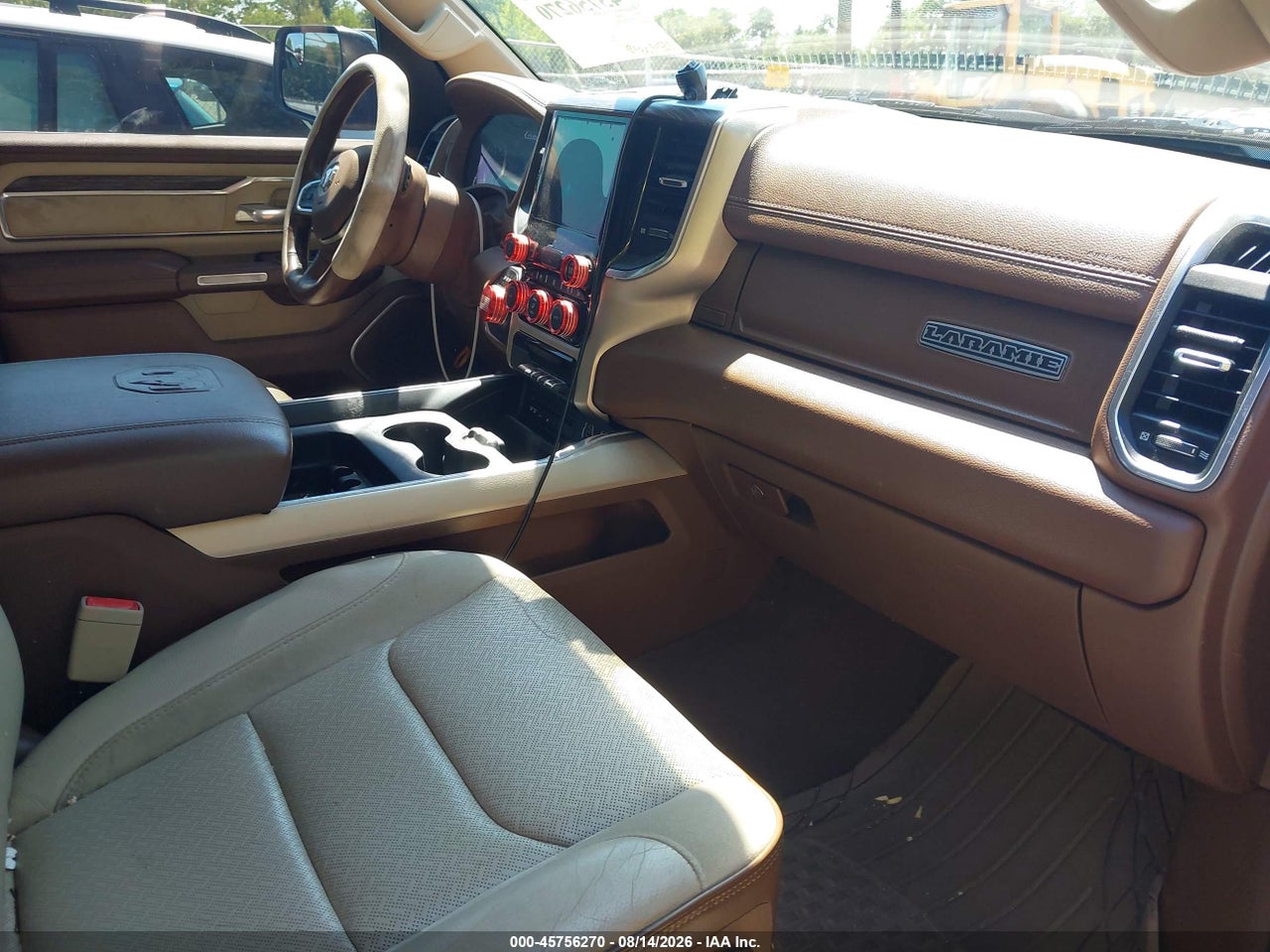 2019 RAM 1500 LARAMIE · 5/11