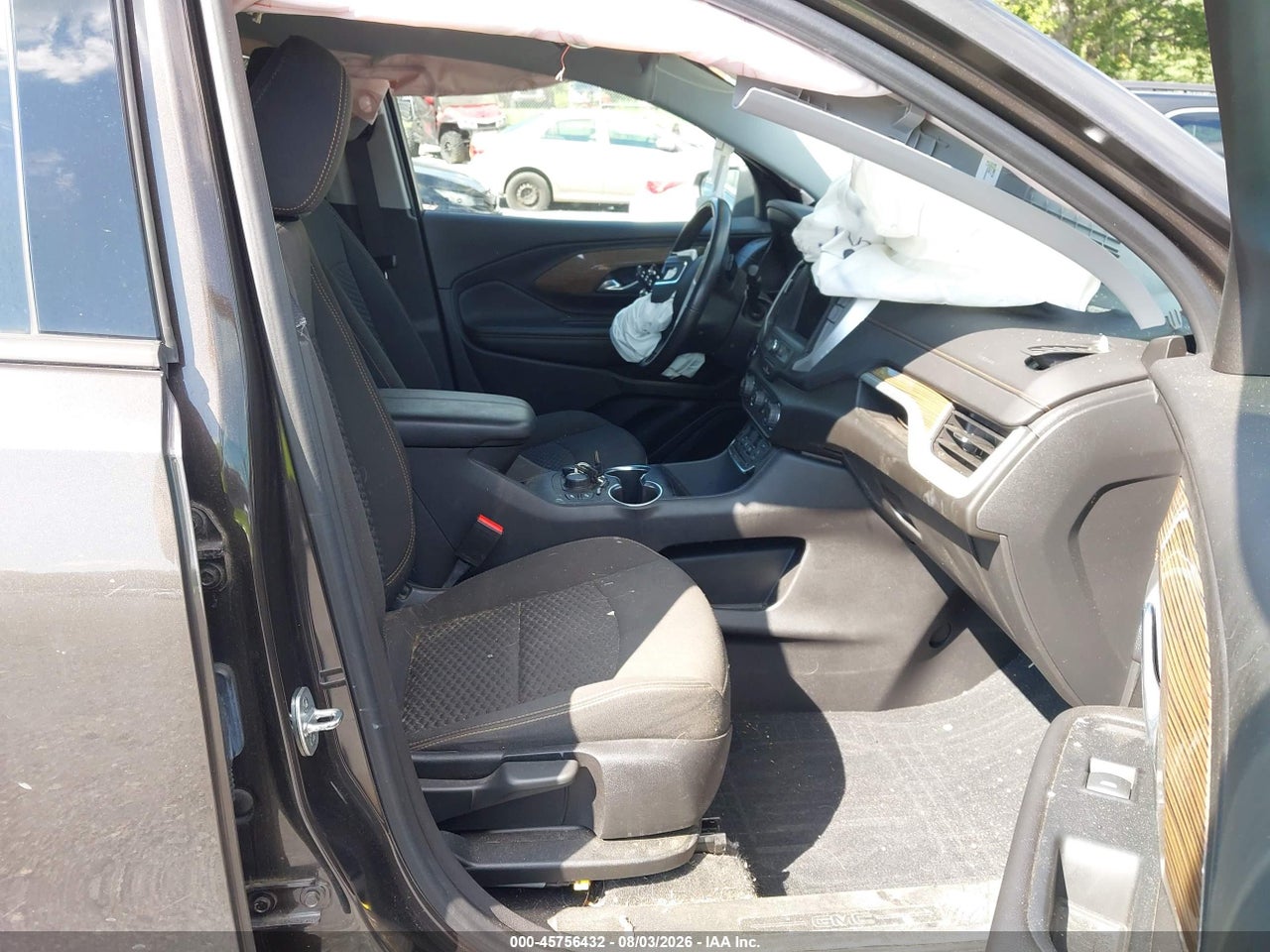 2020 GMC TERRAIN AWD SLE · 5/11