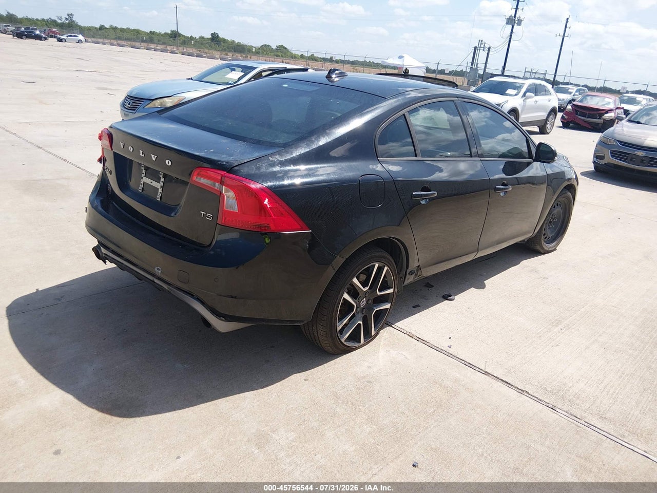 2017 VOLVO S60 T5 DYNAMIC · 4/11