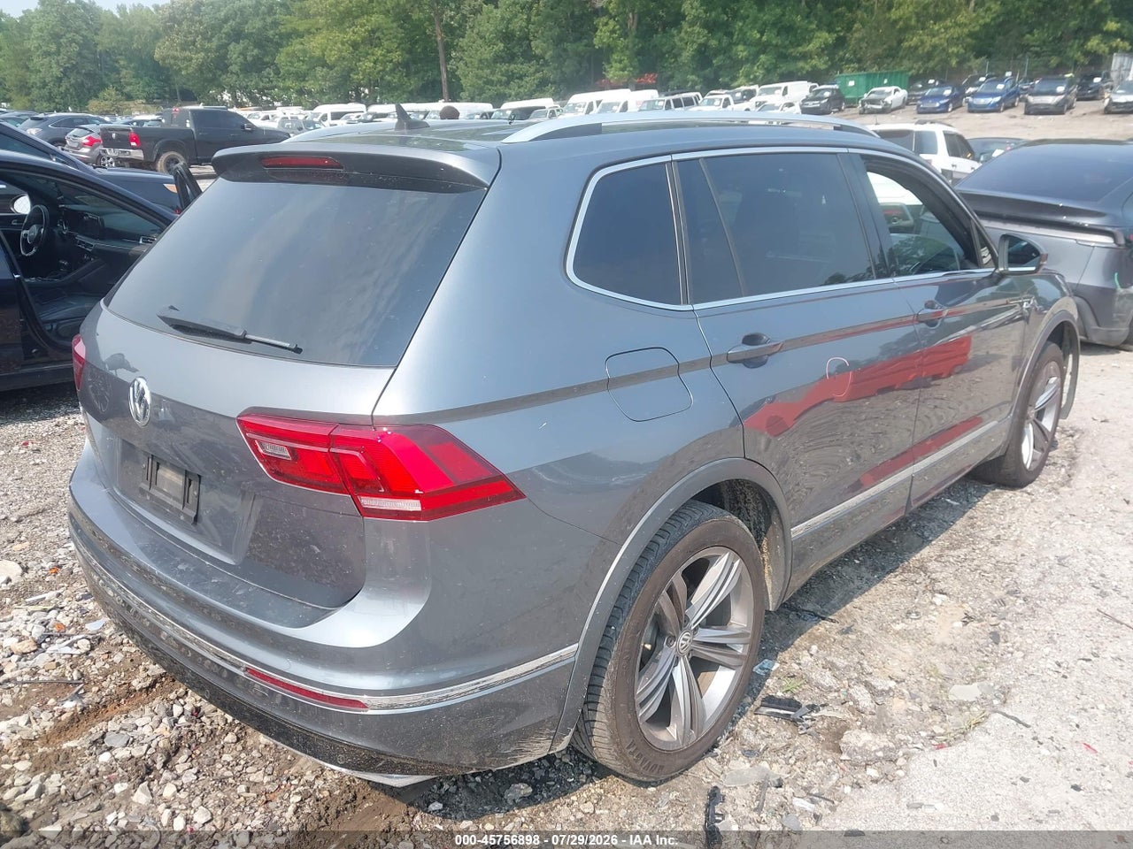2019 VOLKSWAGEN TIGUAN 2.0T SE/2.0T SEL/2.0T SEL R-LINE/2.0T SEL R-LINE BLACK · 4/11