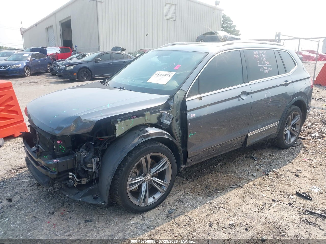 2019 VOLKSWAGEN TIGUAN 2.0T SE/2.0T SEL/2.0T SEL R-LINE/2.0T SEL R-LINE BLACK · 6/11