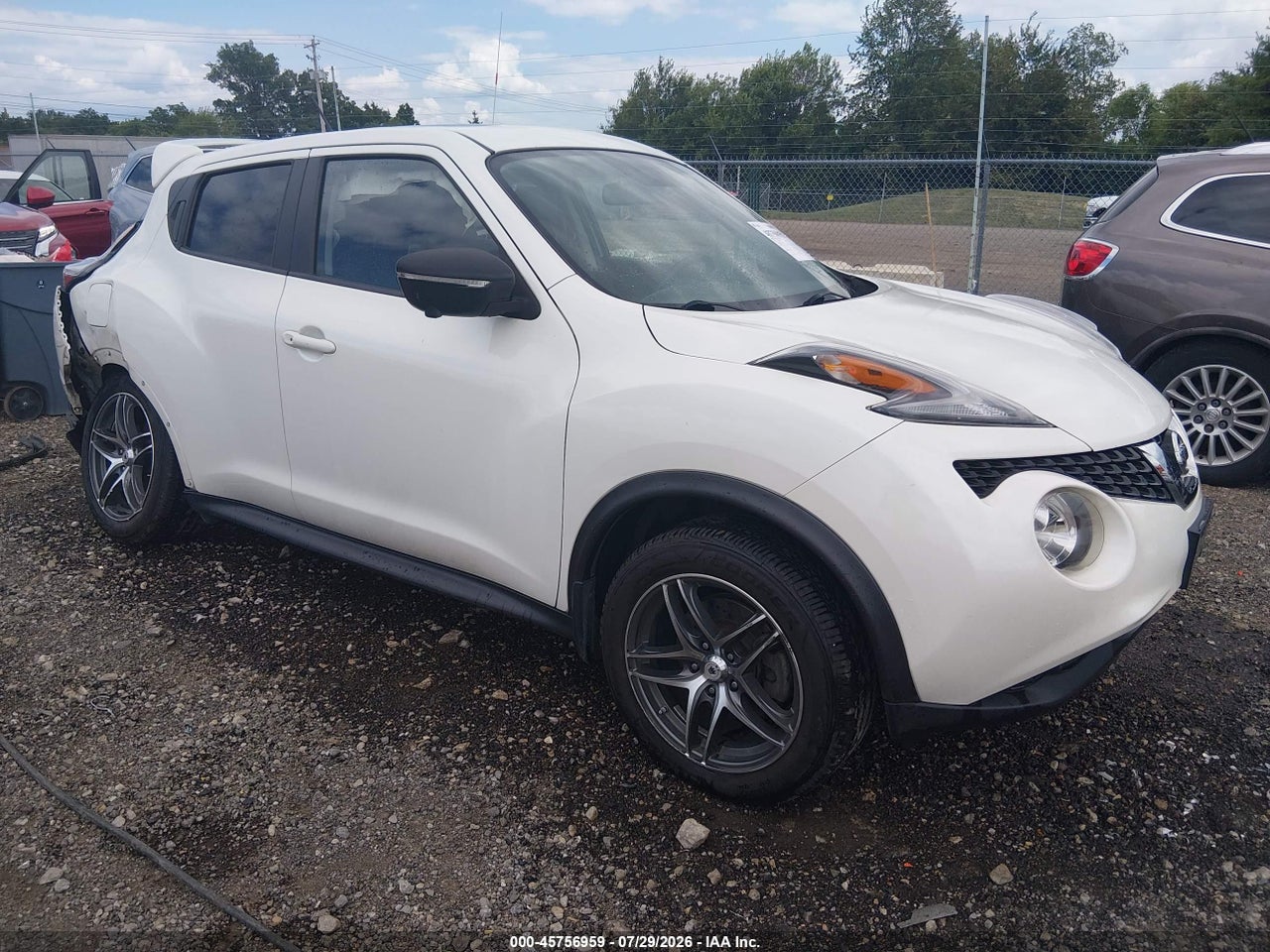 JN8AF5MV7FT****** · 2015 NISSAN JUKE SL