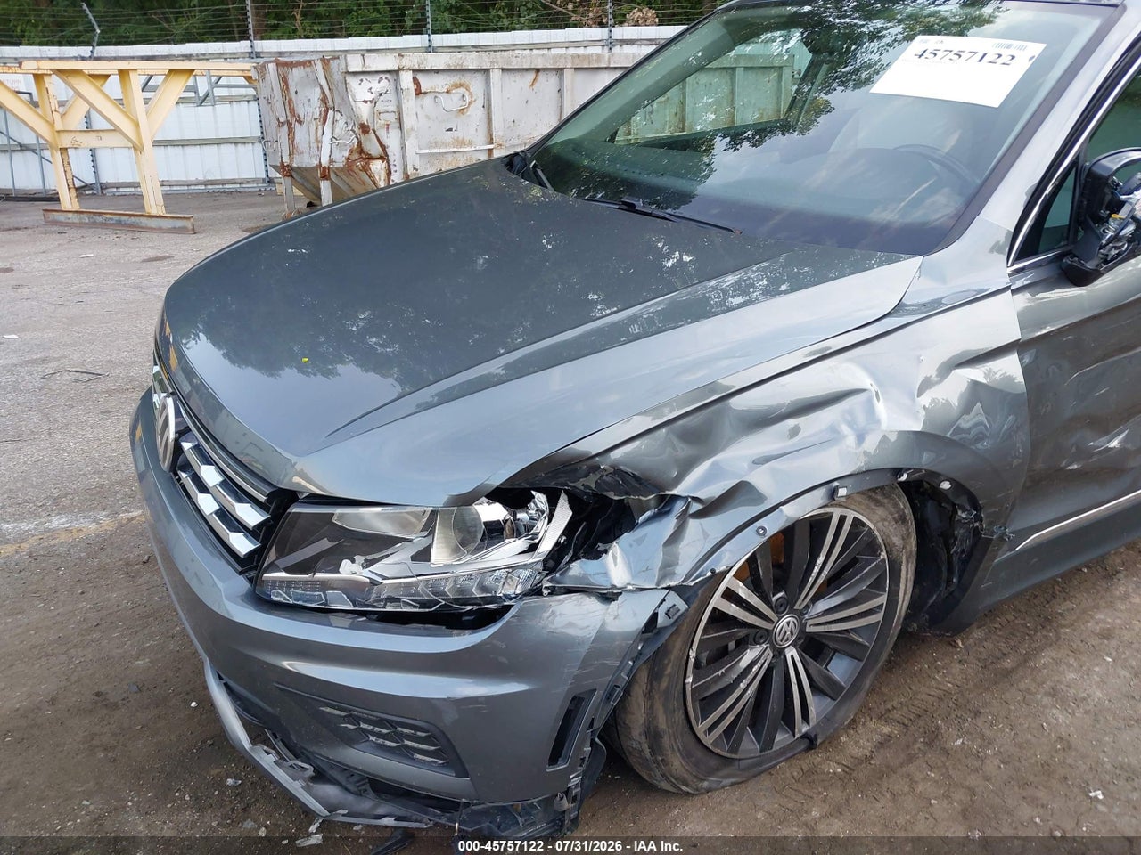 2018 VOLKSWAGEN TIGUAN 2.0T SE/2.0T SEL · 6/11