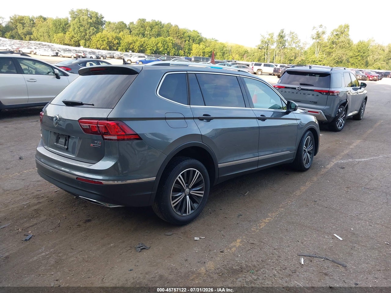 2018 VOLKSWAGEN TIGUAN 2.0T SE/2.0T SEL · 4/11