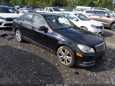 WDDGF8AB5DR****** · 2013 MERCEDES-BENZ C 300 LUXURY 4MATIC