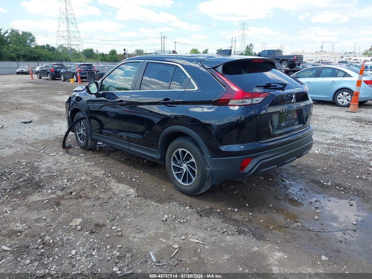 JA4ASUAA2NZ****** · 2022 MITSUBISHI ECLIPSE CROSS ES · 3/11