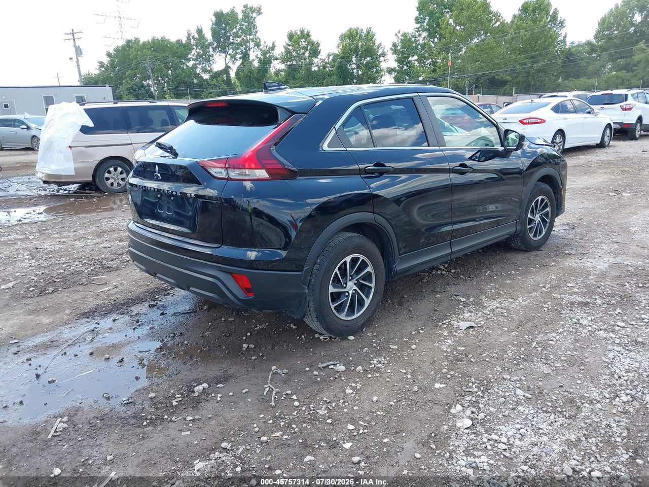 JA4ASUAA2NZ****** · 2022 MITSUBISHI ECLIPSE CROSS ES · 4/11