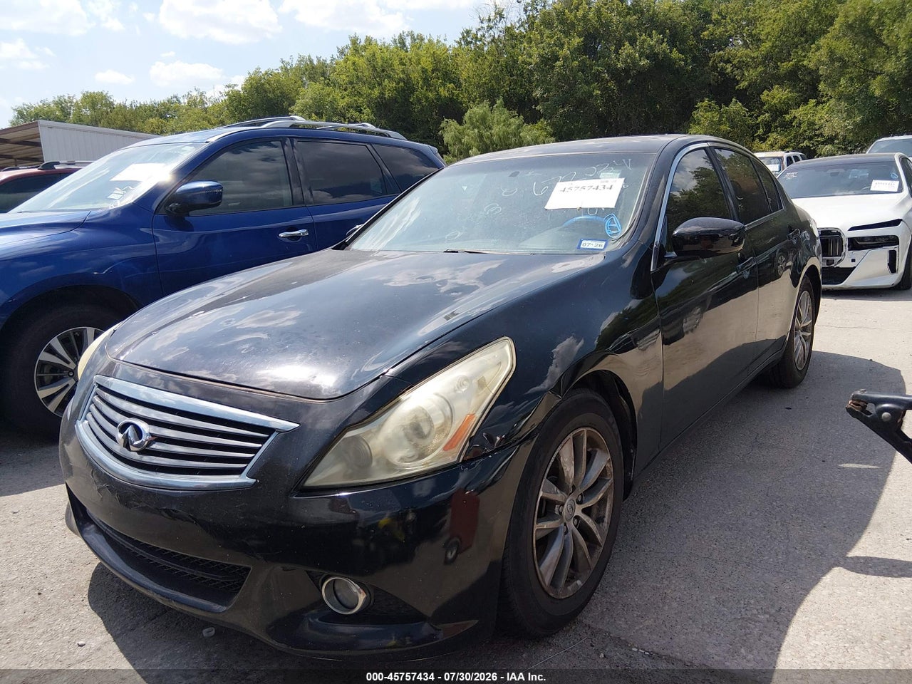 2012 INFINITI G37X · 2/10