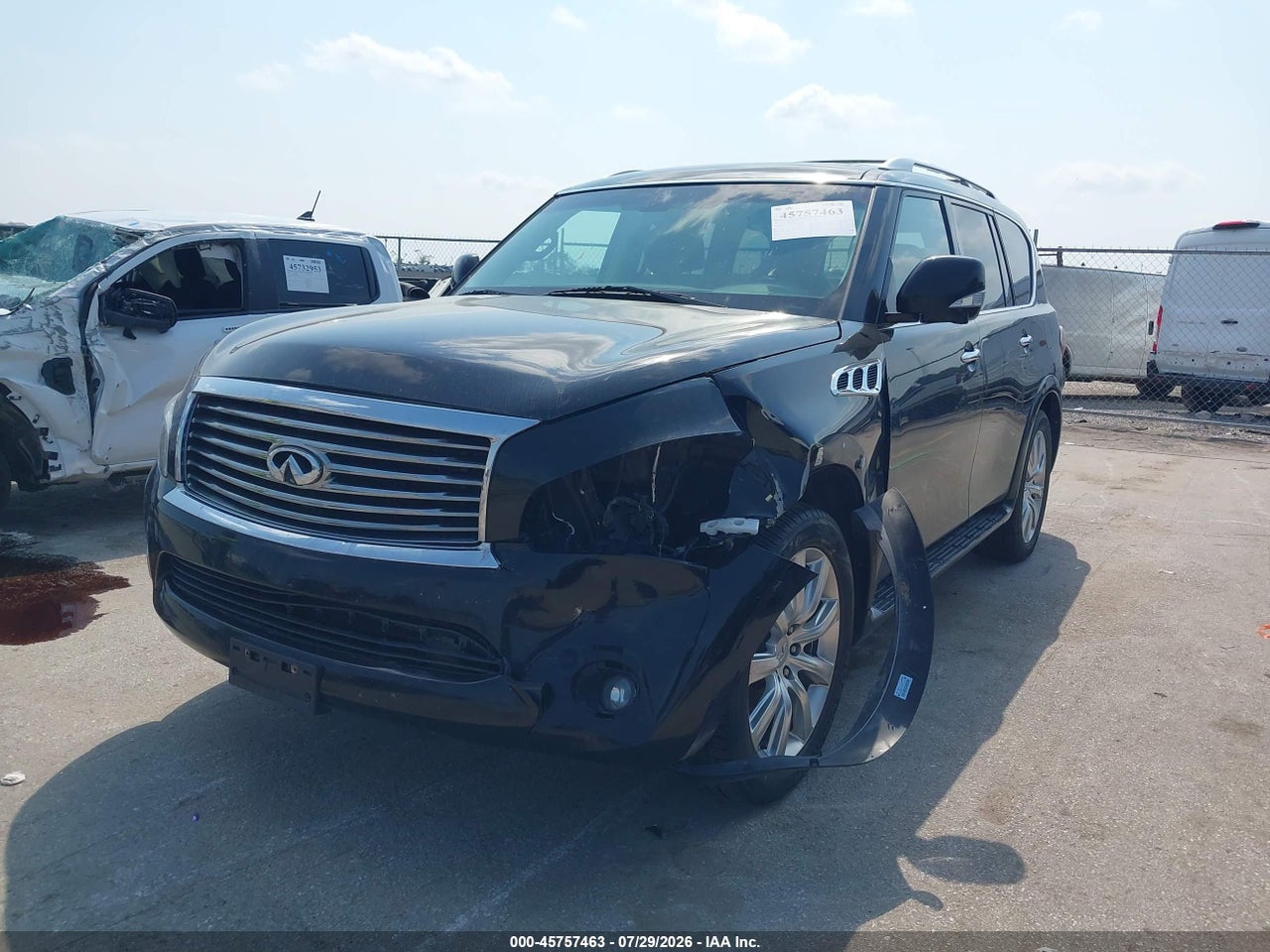 2011 INFINITI QX56 · 6/11