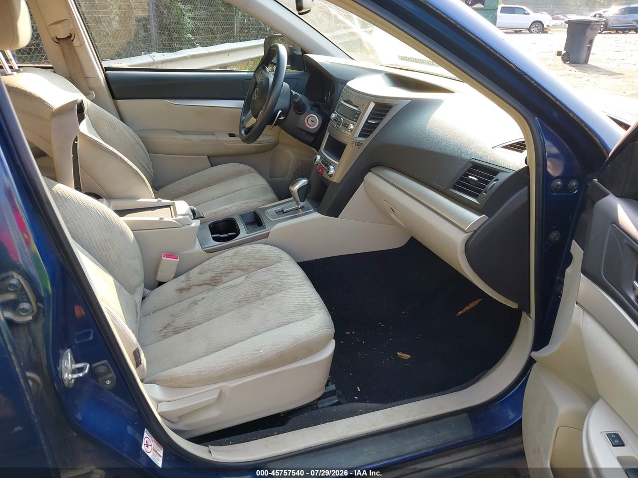 2010 SUBARU OUTBACK 2.5I · 5/11