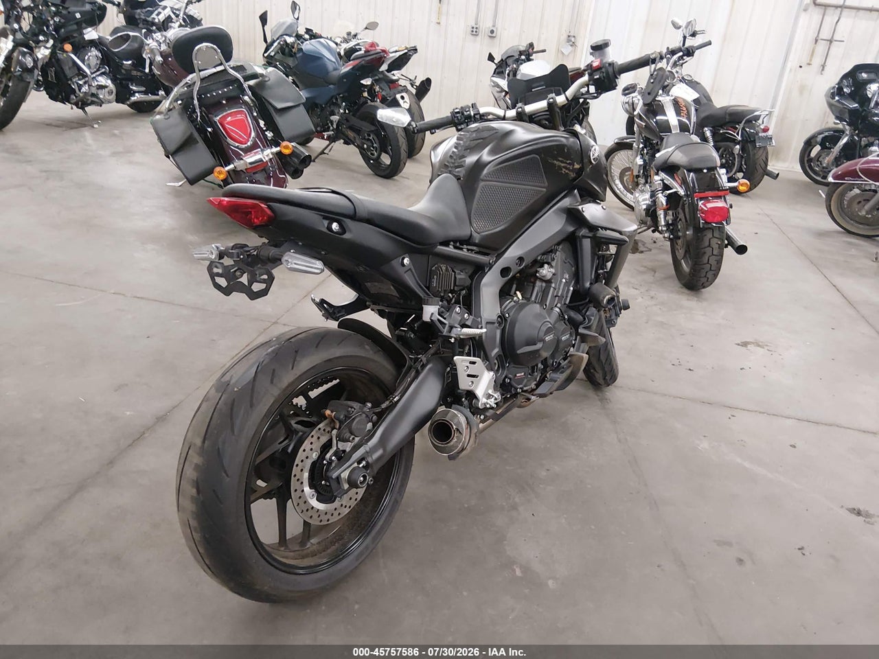 2022 YAMAHA MT09 · 4/11