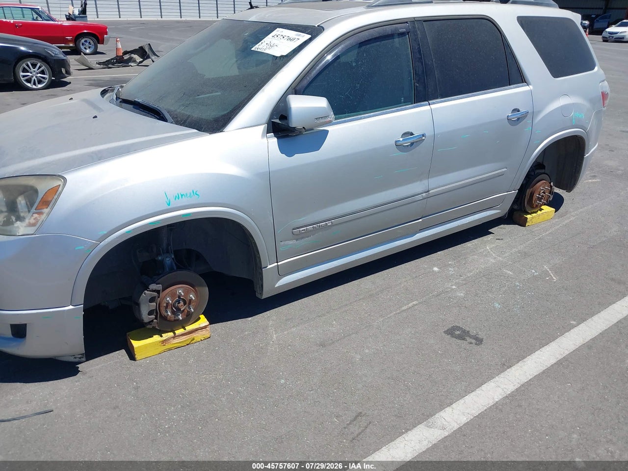 2011 GMC ACADIA DENALI · 6/10