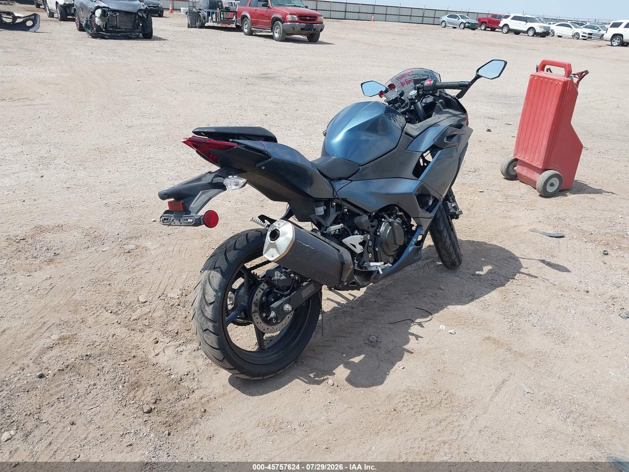 2024 KAWASAKI EX500 · 4/10