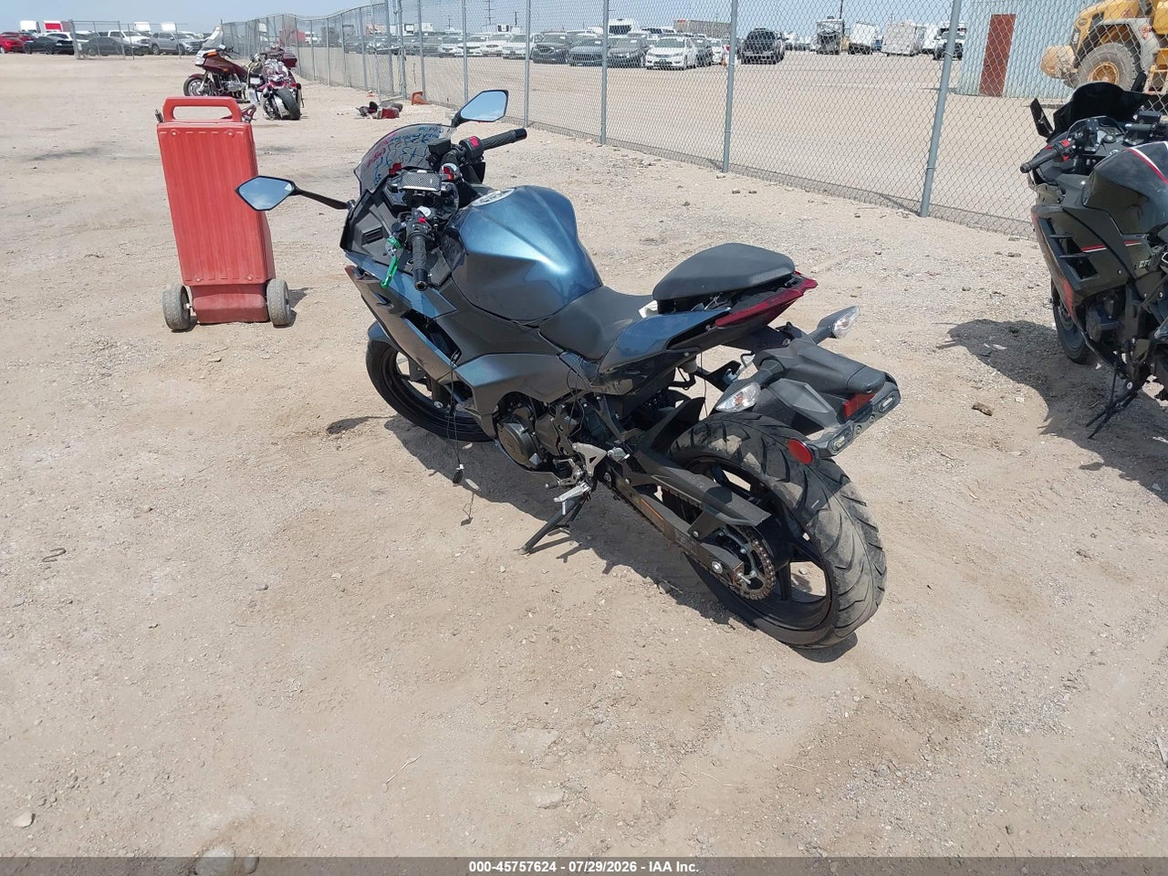 2024 KAWASAKI EX500 · 3/10