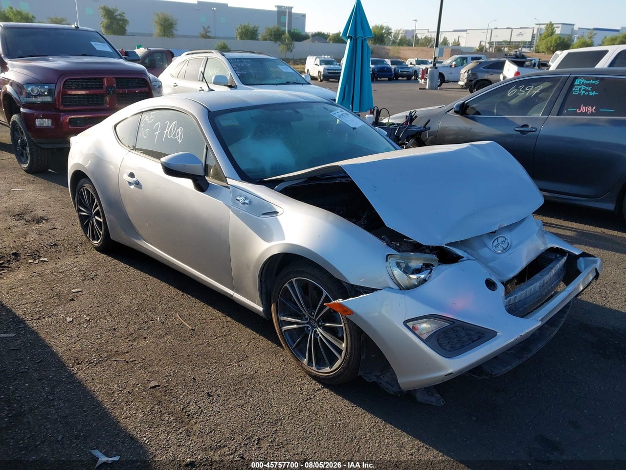 JF1ZNAA11D1****** · 2013 SCION FR-S