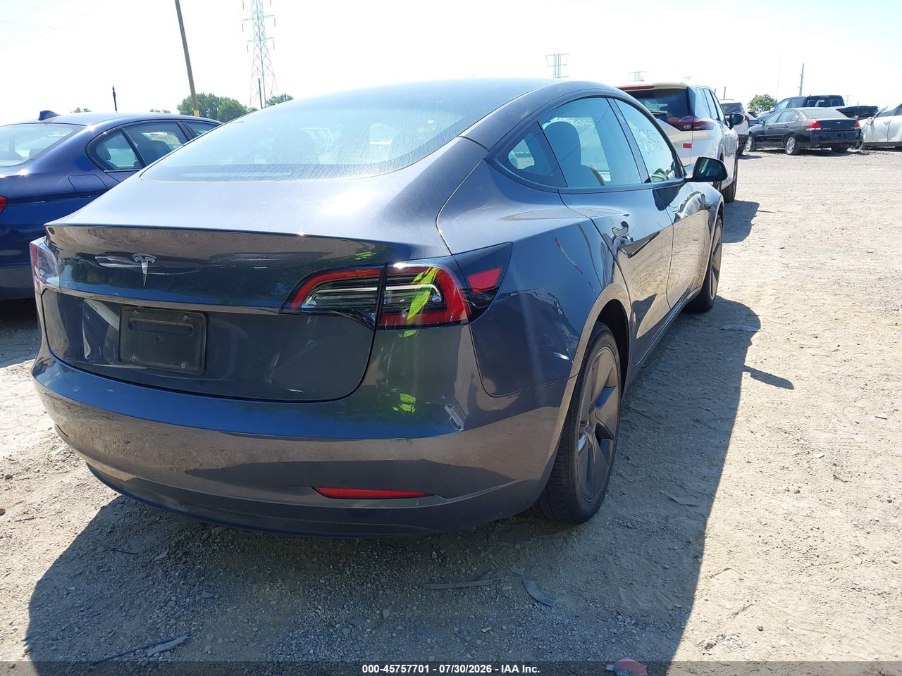 2023 TESLA MODEL 3 REAR-WHEEL DRIVE · 4/10